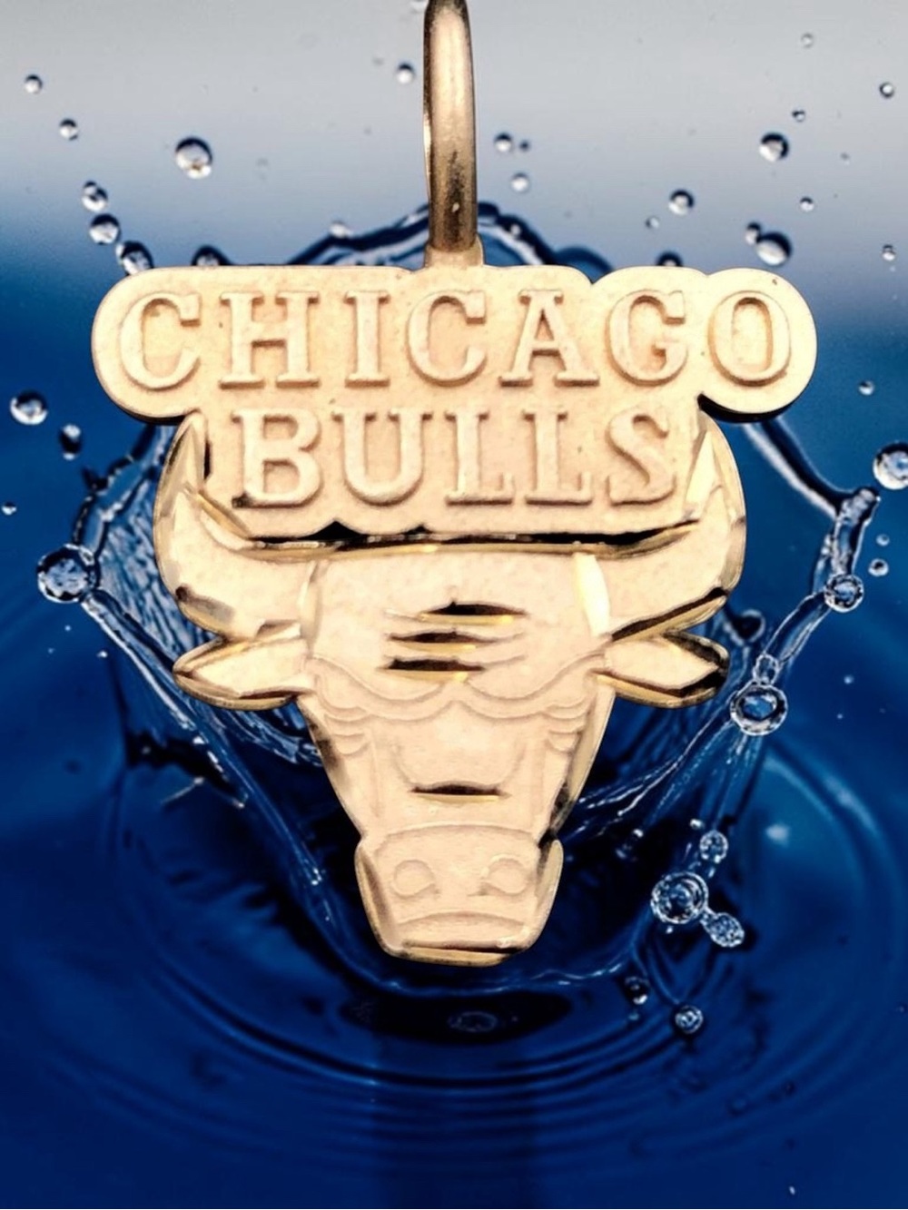 Vintage 1987 Michael Anthony 14K Gold Chicago Bulls NBA Pendant